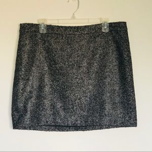 Gap black and silver skirt with exposed zipper